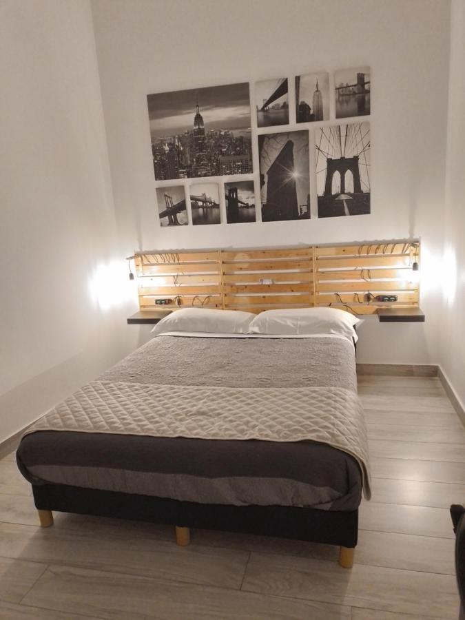 Отель La Casa Del Rione Sanita' Неаполь Экстерьер фото